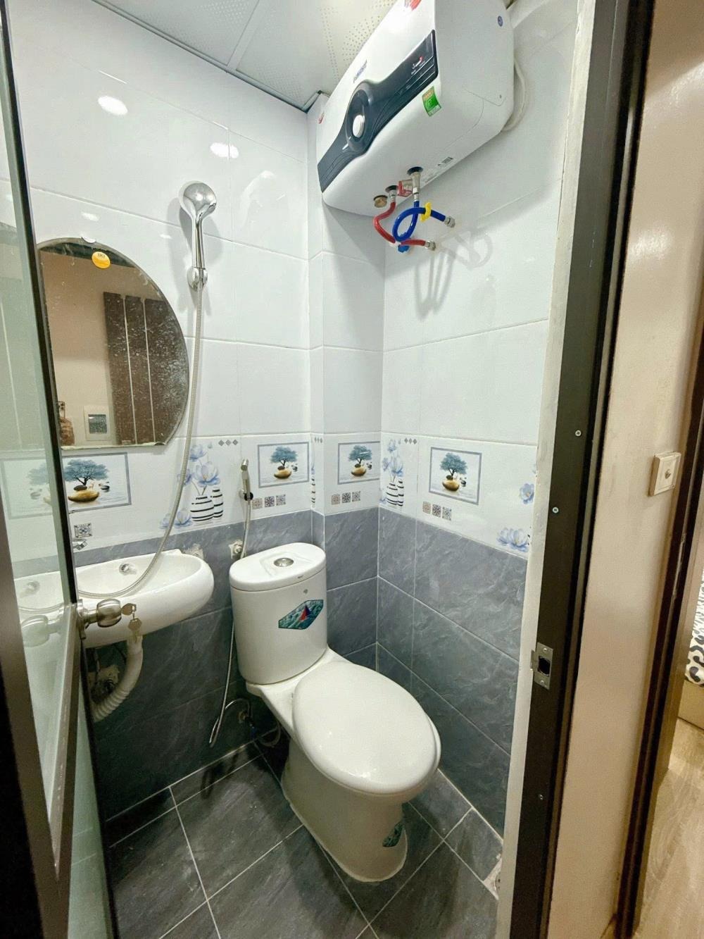 Nhà 5 Tầng Đống Đa - Vị Trí Trung Tâm - Ngõ Thông Ba Gác - 3.4 Tỷ