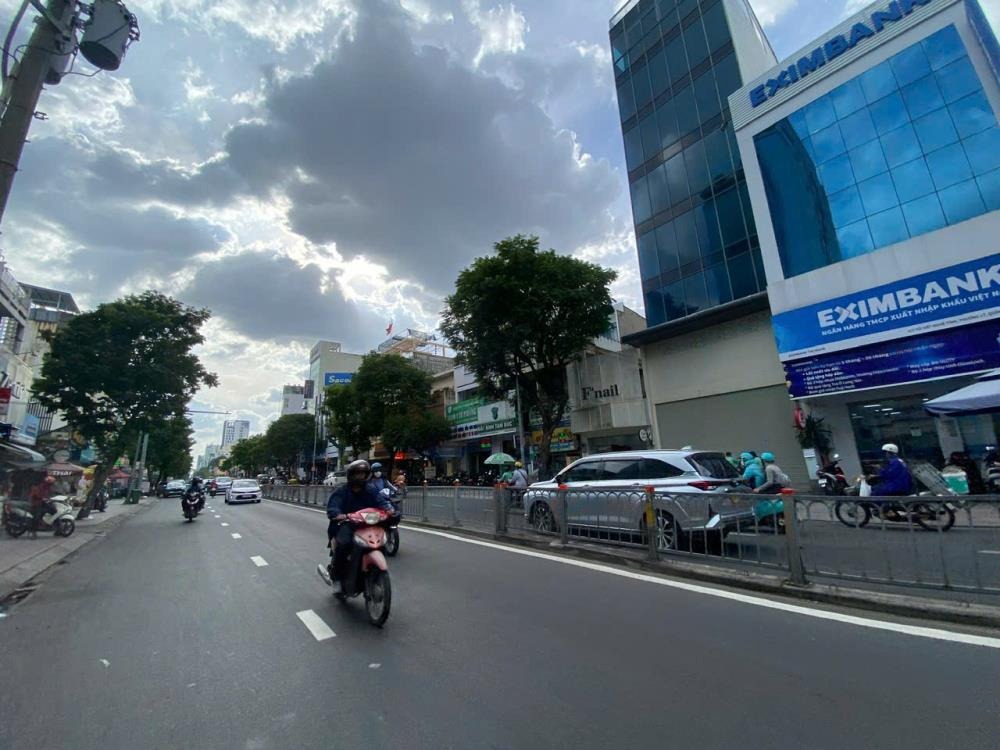 Mặt tiền Kinh Doanh Đắt Địa Quận 1 - Thị Nghè - Dòng Tiền Ổn Định