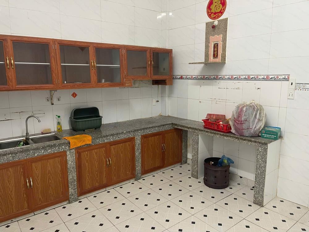 Bán Nhà Phú Trung, Tân Phú 52.5m2, Sổ Hồng Riêng - Giá 5.8 Tỷ