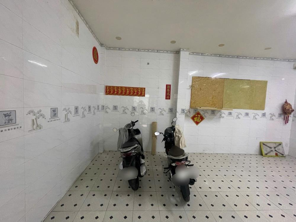 Bán Nhà Phú Trung, Tân Phú 52.5m2, Sổ Hồng Riêng - Giá 5.8 Tỷ