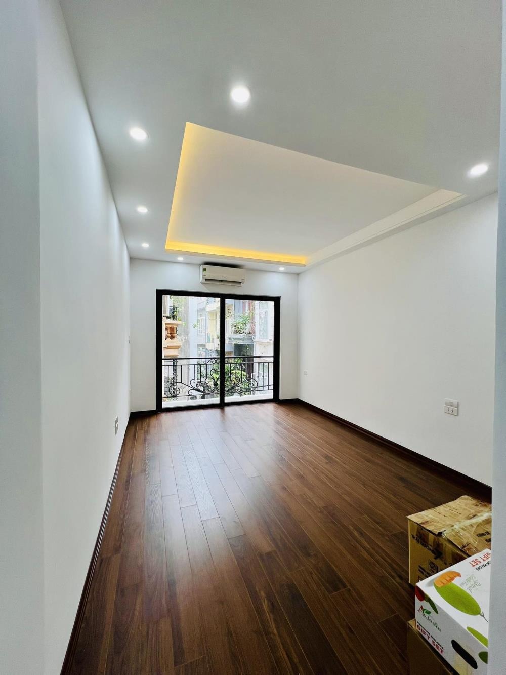 Bán nhà phố Tạ Quang Bửu, Hai Bà Trưng: 30m², 4 Tầng, Giá 9 Tỷ