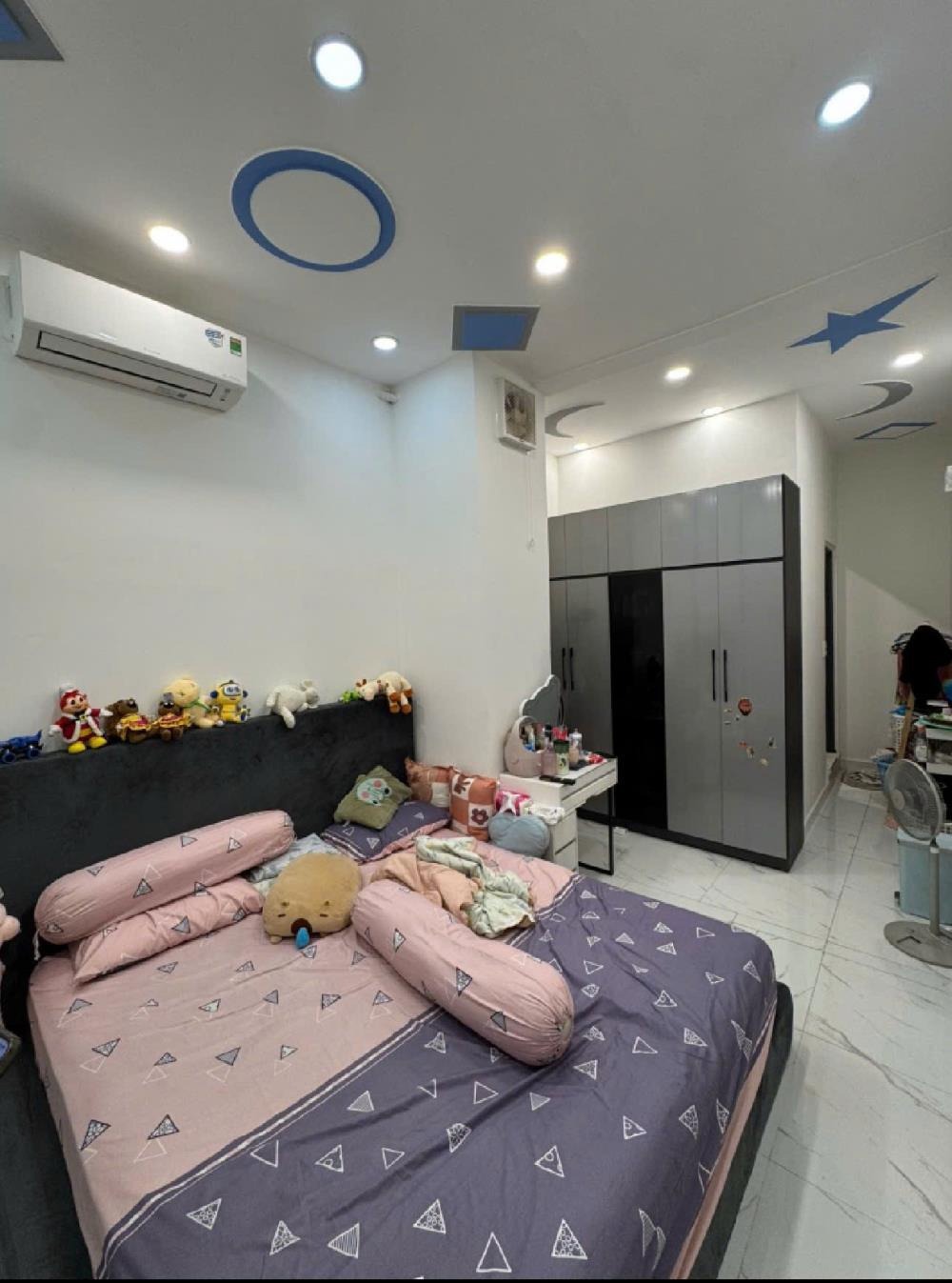 Bán Nhà Bình Tân, Tỉnh Lộ 10 - 42m2, 3PN, 3.9 Tỷ - Vị Trí Đắc Địa