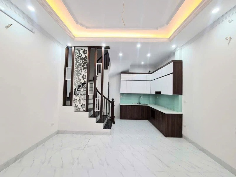 Bán nhà Trương Định 5 tầng, 6.85 tỷ - Vị trí đẹp, gần phố