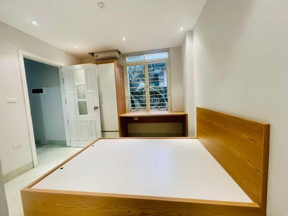 Bán Căn Hộ Dòng Tiền Ngay Ngã Tư Minh Khai - Thu Nhập Ổn Định 43m2, 5 Tầng - Giá 8.2 Tỷ