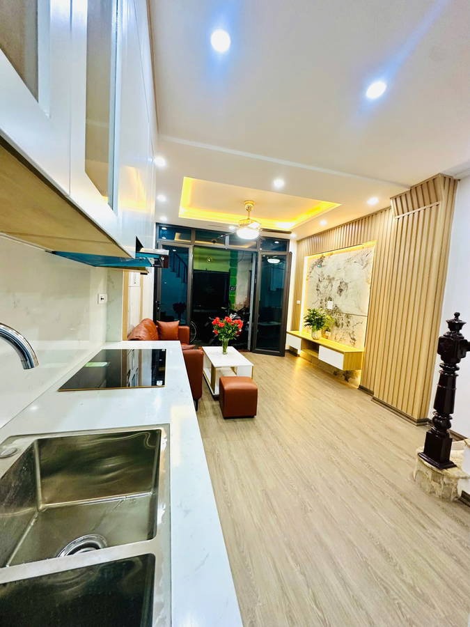 Bán nhà 5 tầng nội thất cao cấp, trung tâm Hai Bà Trưng, gần Times City - 4.4 tỷ
