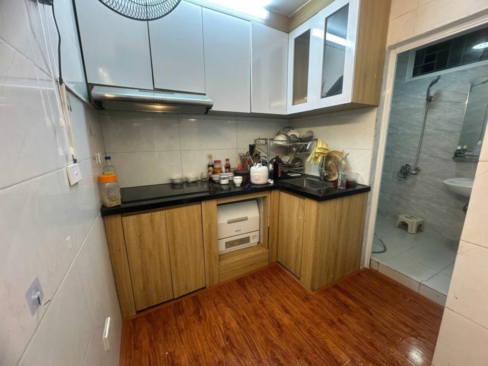 Bán nhà đẹp Đội Cấn, Ba Đình - 6.2 tỷ, 35m2, gần phố, vào ở ngay