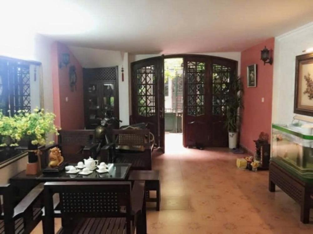 Bán nhà phố Hào Nam - Khu phân lô - Ô tô tránh - An ninh đảm bảo
