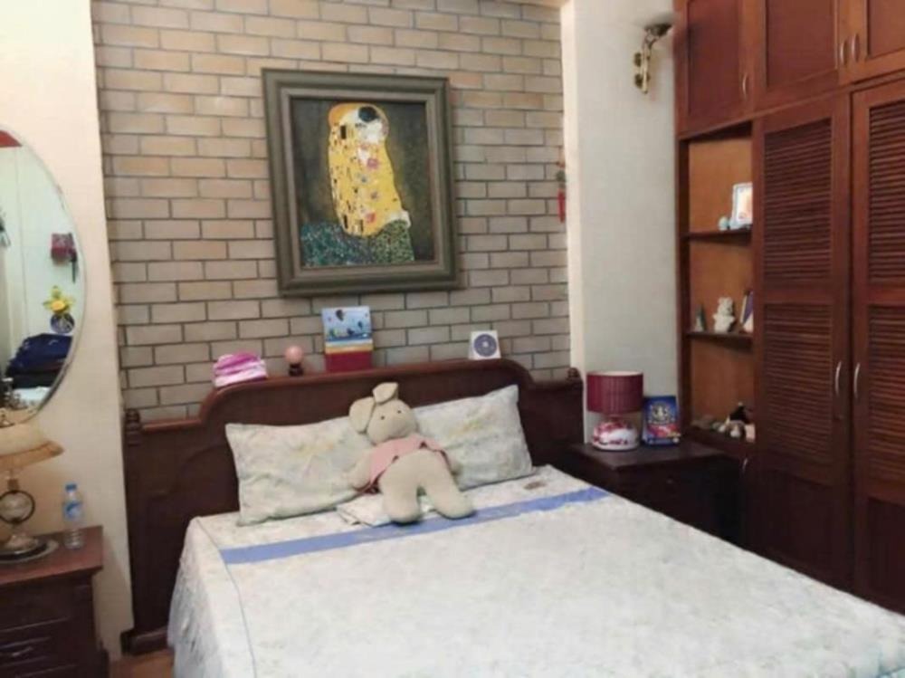 Bán nhà phố Hào Nam - Khu phân lô - Ô tô tránh - An ninh đảm bảo