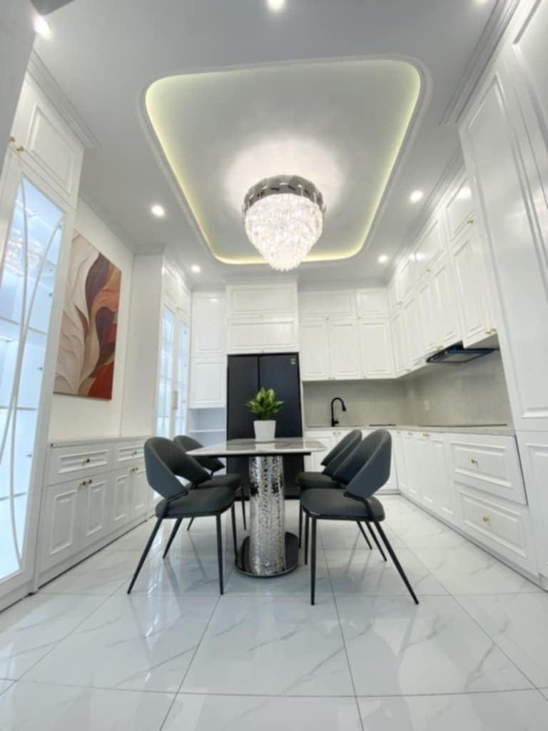 Bán Nhà Phố Láng Trung: Lô Góc, 5 Tầng, Full Nội Thất, Giá Tốt
