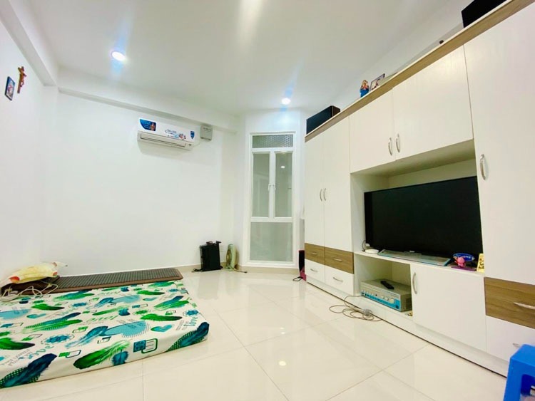 Nhà 4 Tầng Tân Bình: Bùi Thị Xuân, 5.2x12m, Giá 9.x Tỷ - Tuấn 0907980602