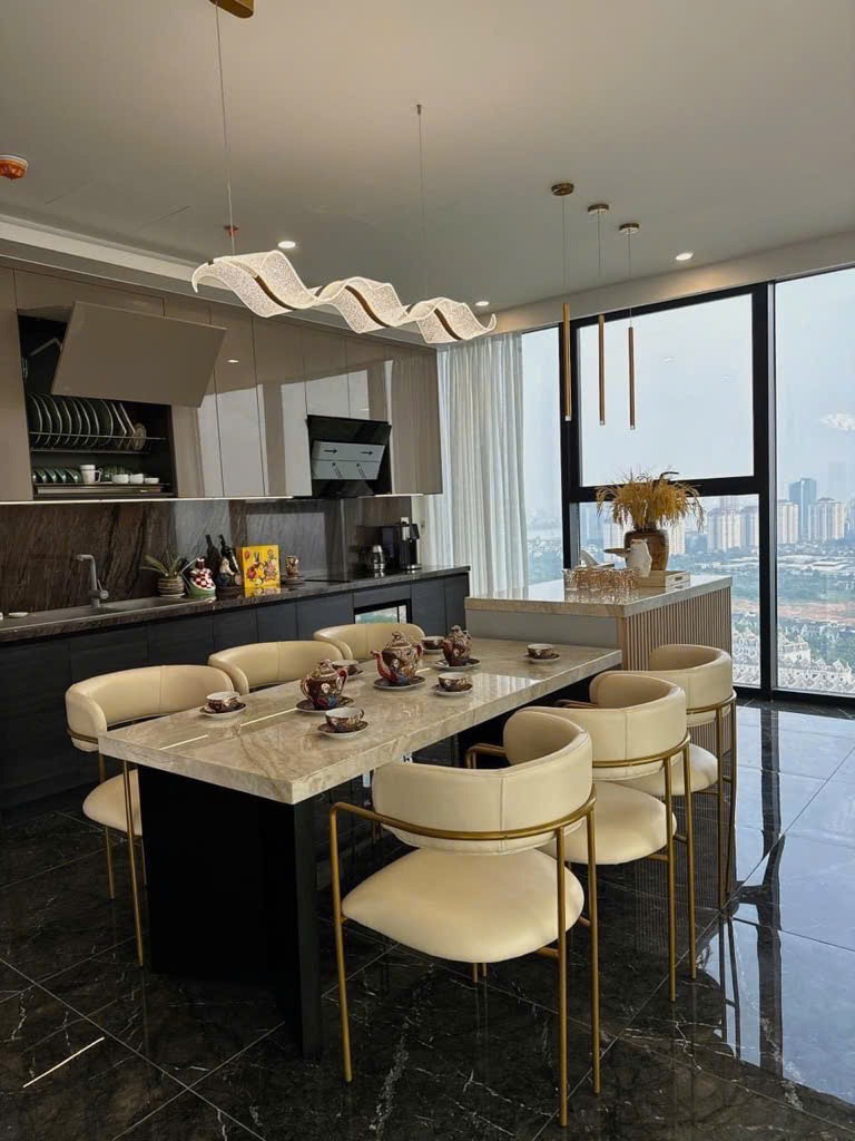 Căn Hộ Ban Cơ Yếu Chính Phủ - 9.45 Tỷ - Full Nội Thất Cao Cấp - View Hồ Lê Văn Lương