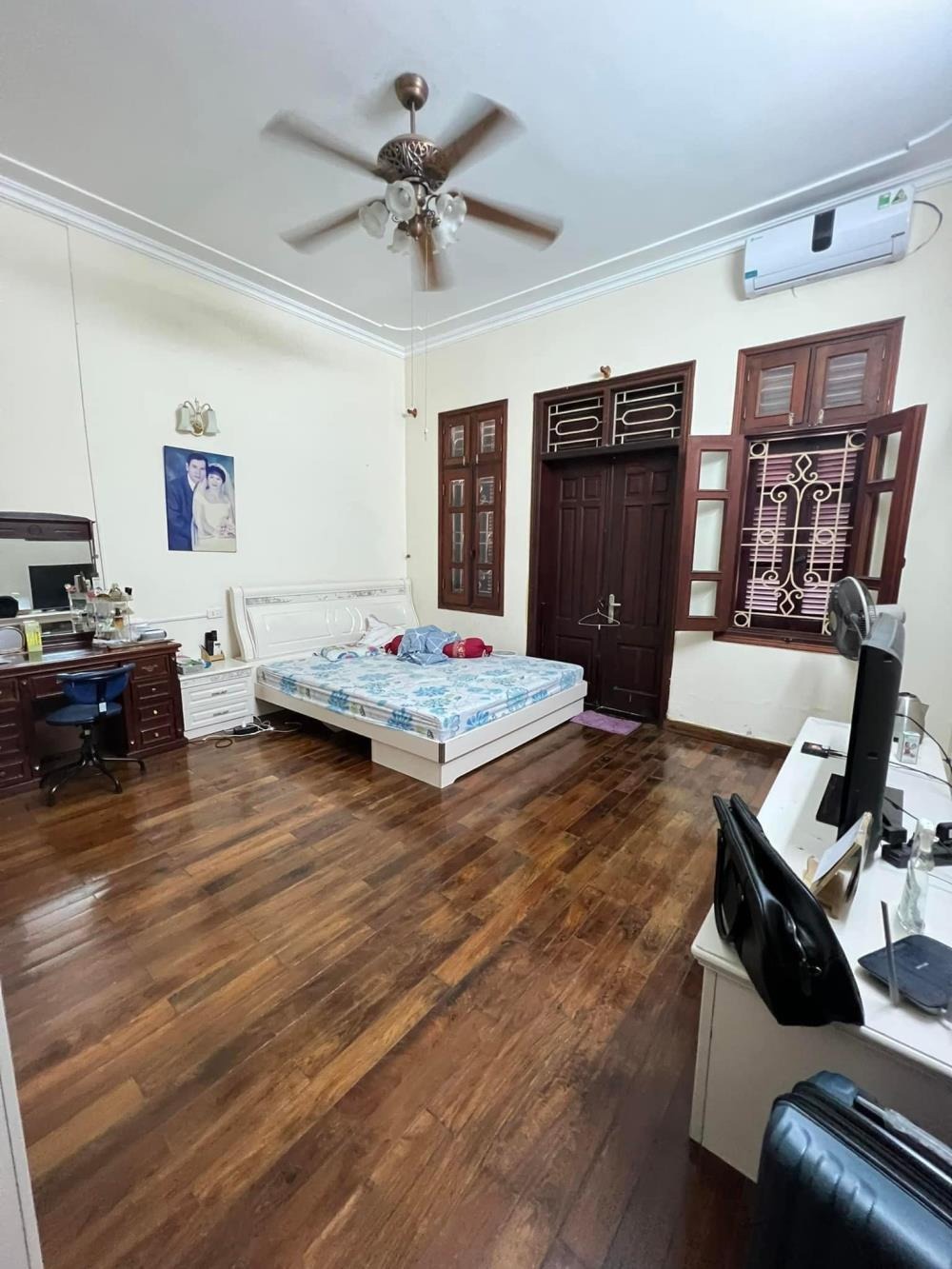 Nhà phố Trung Hòa Cầu Giấy - Kinh Doanh Vượng - 40 Tỷ