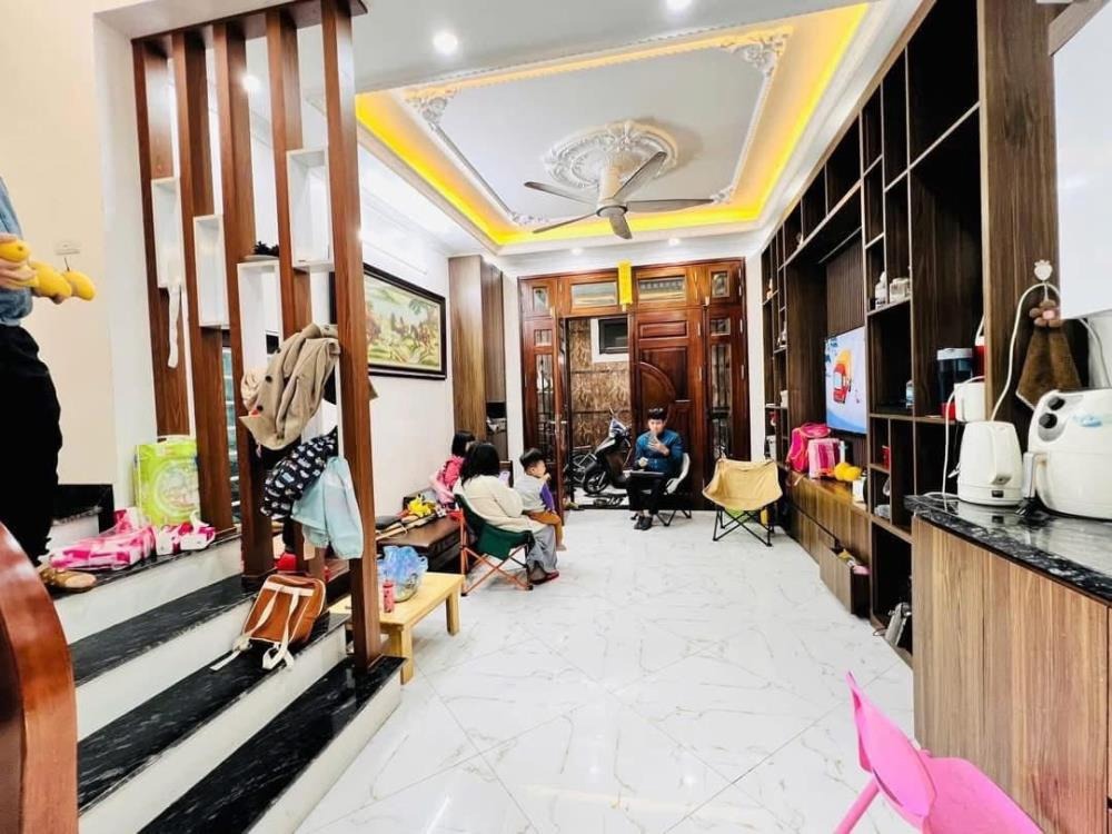 🏡 Bán Nhà Mới Xây Nội Thất Cao Cấp - Vị Trí Đẹp, Giá Tốt
