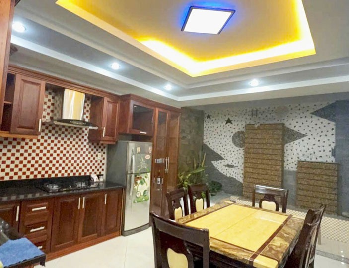 Nhà Đẹp 4 Tầng, Tân Phú: Vị Trí Đắc Địa, Giá Tốt - 9 Tỷ TL