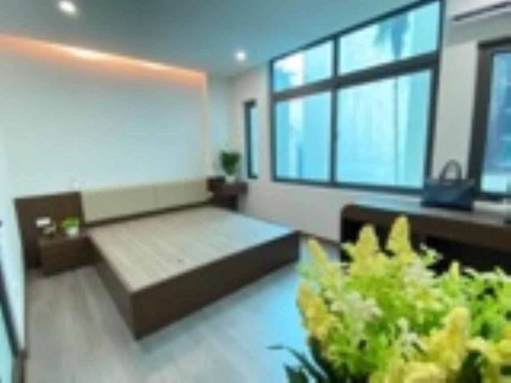 Bán nhà Quan Nhân - 30m2, 5 tầng, mặt tiền 4.6m - Giá 7.98 tỷ