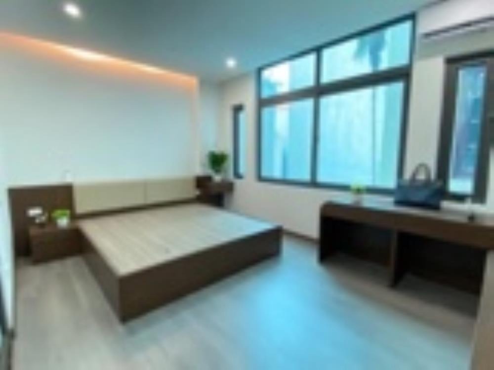 Bán nhà Quan Nhân - 30m2, 5 tầng, mặt tiền 4.6m - Giá 7.98 tỷ