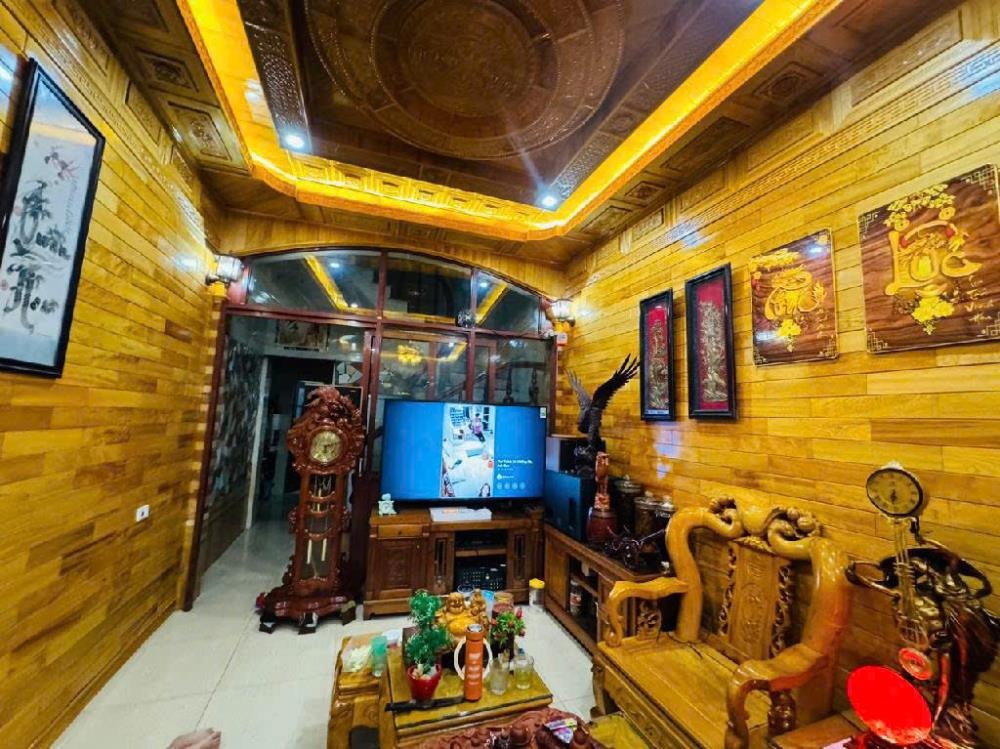 Bán nhà Đại Mỗ, Nam Từ Liêm - 89.5m² - 3 tầng - Mặt tiền 4m - 18 tỷ