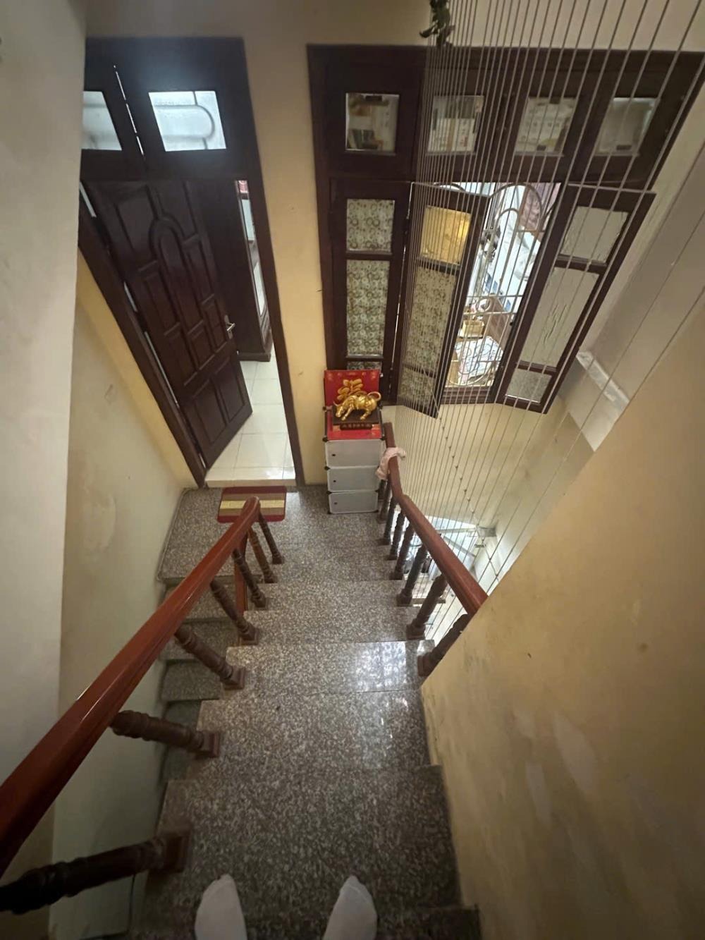 Bán nhà Thái Thịnh 50m2, 5 tầng, mặt ngõ kinh doanh, ô tô, giá 18 tỷ