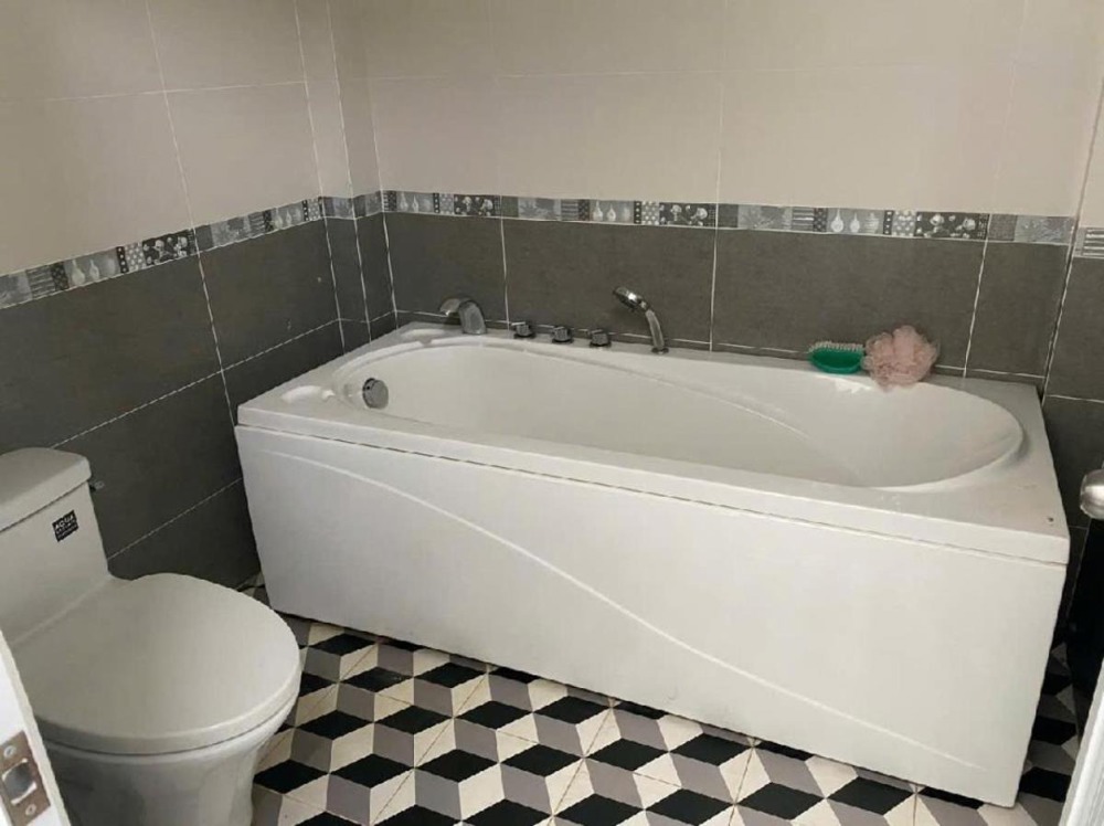 Nhà Mặt Tiền 2 Tầng, An Phú Đông, Q12 - 97m2, Giá 4.9 Tỷ