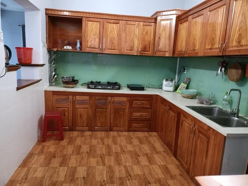 Nhà Mặt Tiền Góc 4 Tầng, 154m2, 7.2x21m, Quận Thủ Đức - Giá Chỉ 1x Tỷ