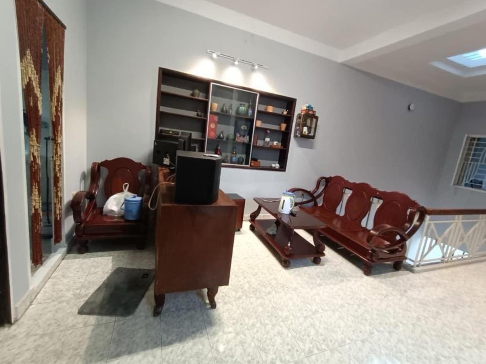 Nhà Mặt Tiền Góc 4 Tầng, 154m2, 7.2x21m, Quận Thủ Đức - Giá Chỉ 1x Tỷ
