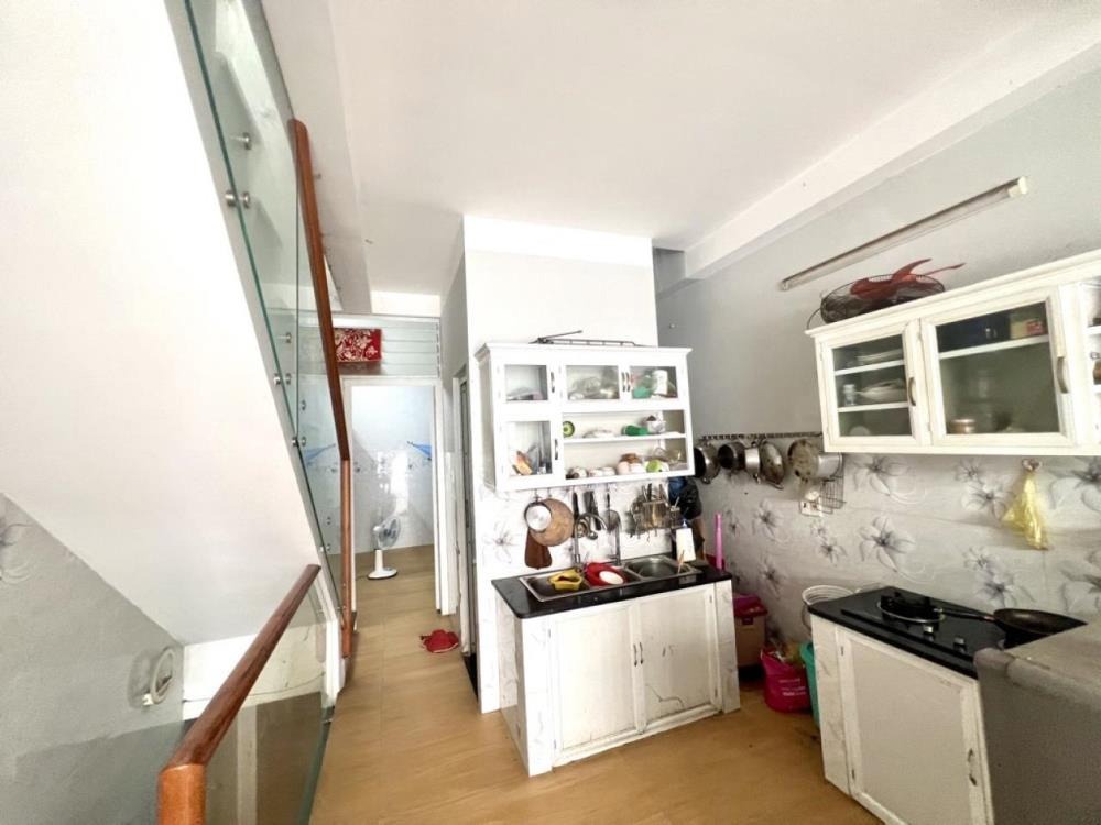 🔥 Giảm 200tr Nhà 4 Tầng, 51m2, 4.2x13.2m, Chỉ 5.99 Tỷ - Vị Trí Đắc Địa