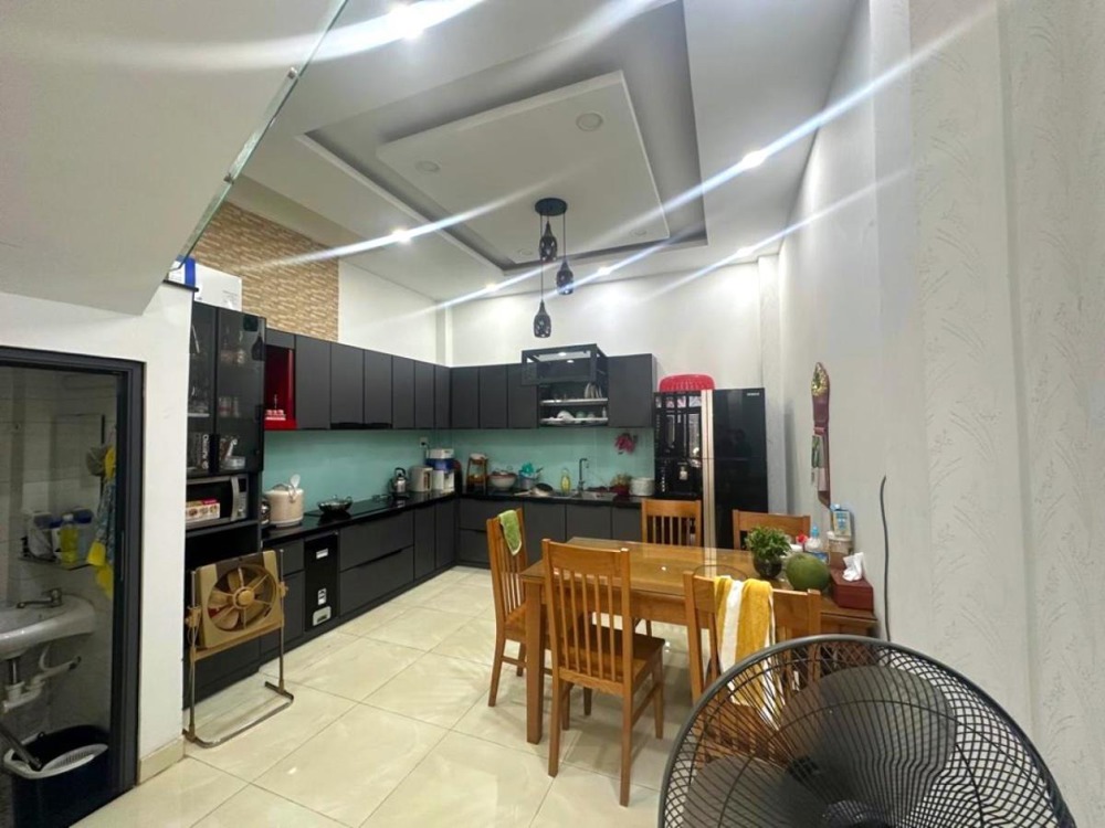 Nhà 3 Tầng Chợ Vườn Lài Quận 12: 53m2, 5.x Tỷ - Vị Trí Đắc Địa