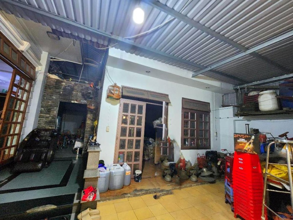 Nhà Lô Góc Nguyễn Thị Huê, 137m2, Giá 5.29 Tỷ - Vị Trí Đắc Địa