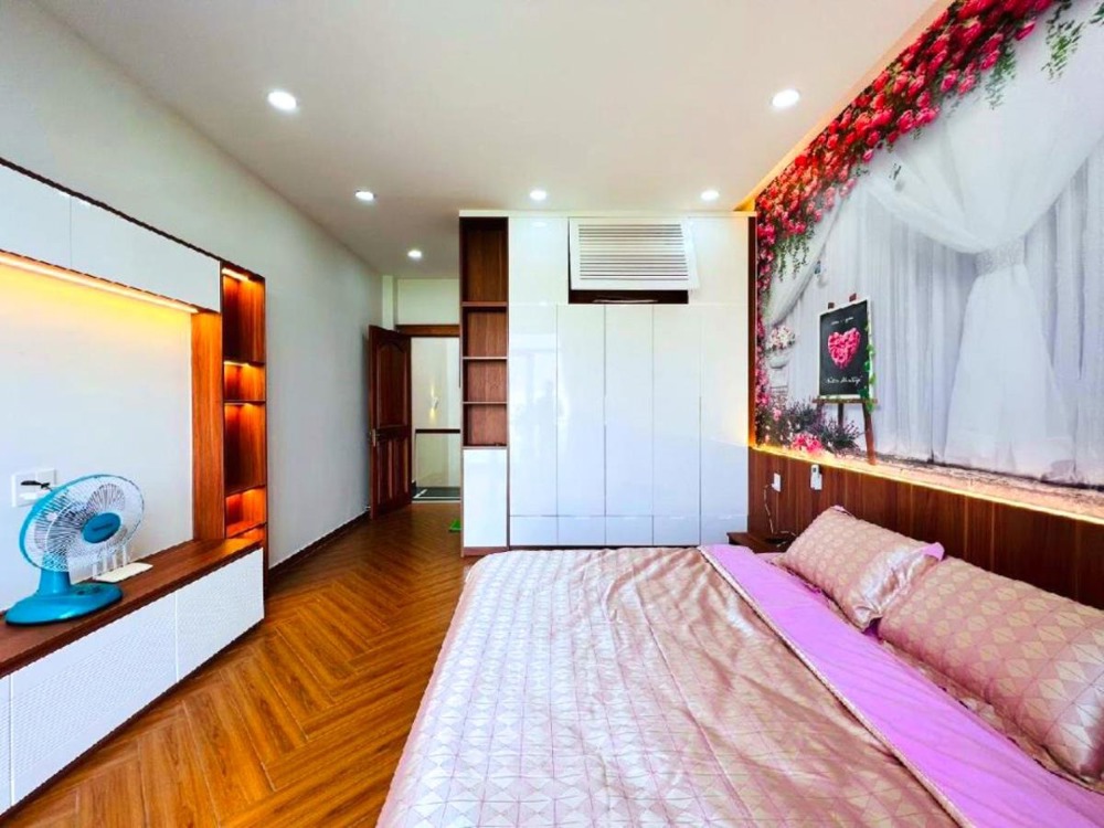Nhà Mới 4 Tầng, Đường 59 GV - 69m2, Giá 8.x Tỷ - Vị Trí Đắc Địa