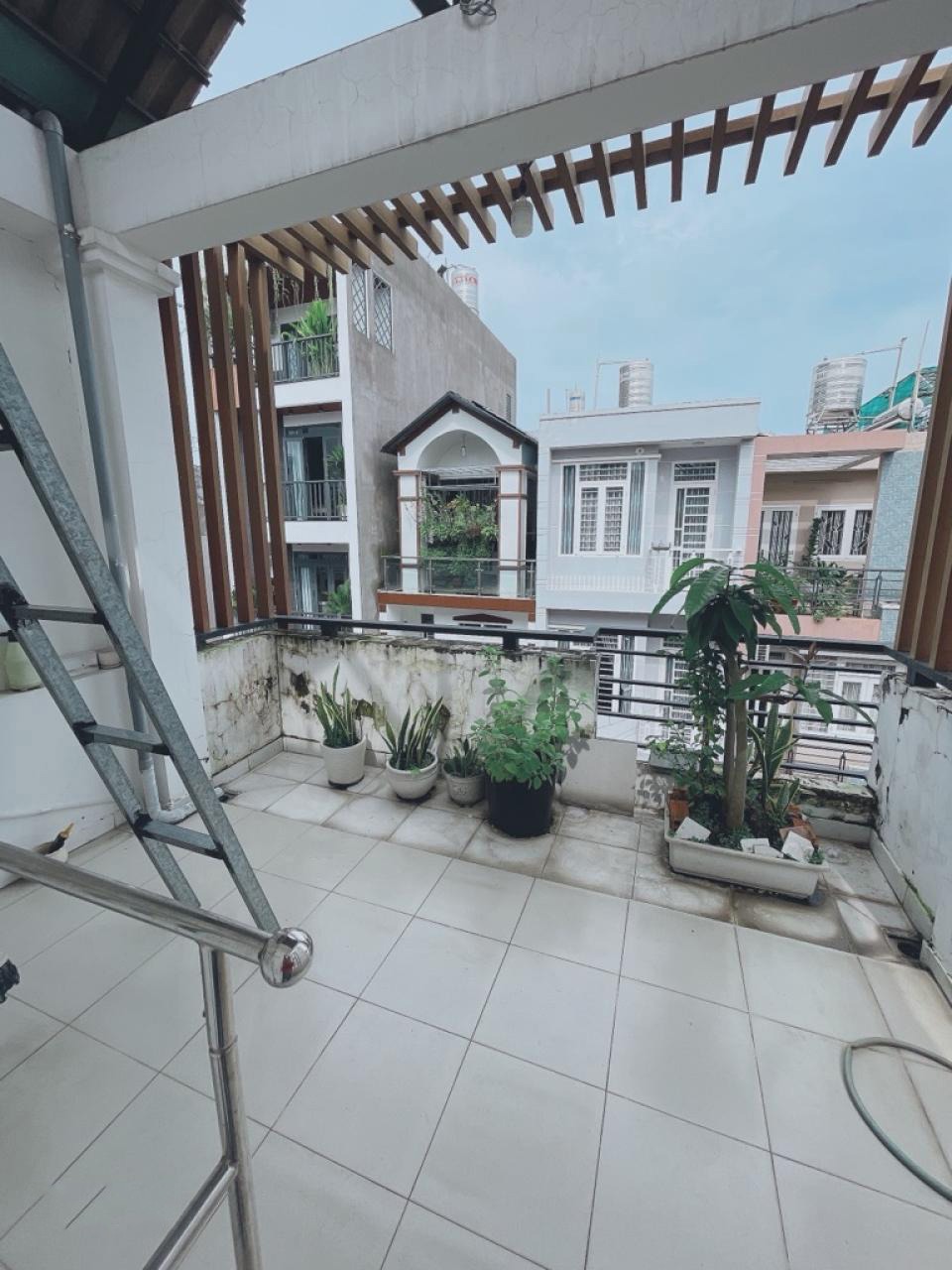 🔥 Giảm Sốc 900tr: Nhà vuông 3 Tầng, HXH 52m², Q12