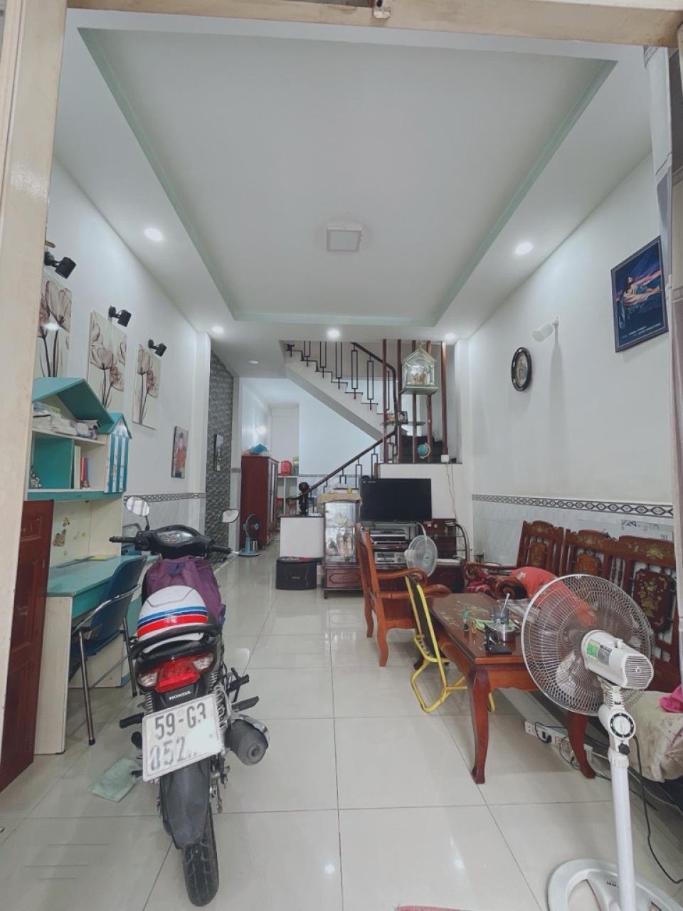 🔥 Giảm Sốc 900tr: Nhà vuông 3 Tầng, HXH 52m², Q12