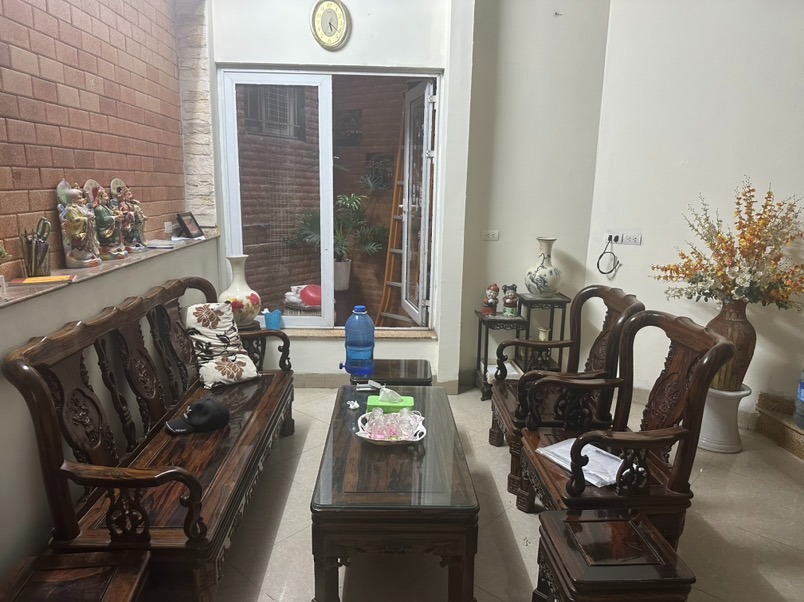 Nhà Mặt Phố Khâm Thiên 4 Tầng - Vị Trí Đắc Địa, Kinh Doanh Sầm Uất - 23.5 Tỷ