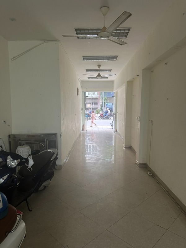 Nhà Mặt Phố Khâm Thiên 4 Tầng - Vị Trí Đắc Địa, Kinh Doanh Sầm Uất - 23.5 Tỷ