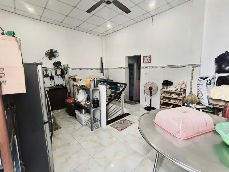 Mặt Tiền Kinh Doanh Lê Quát, Tân Phú - 73m2, Ngang 8.6m, Giá 7.3 Tỷ