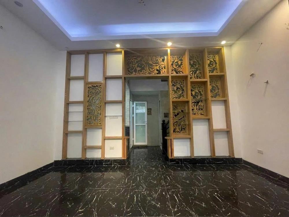 Bán Nhà Phân Lô Nghĩa Tân, Cầu Giấy - 35m2 x 6 Tầng, Vị Trí Đẹp