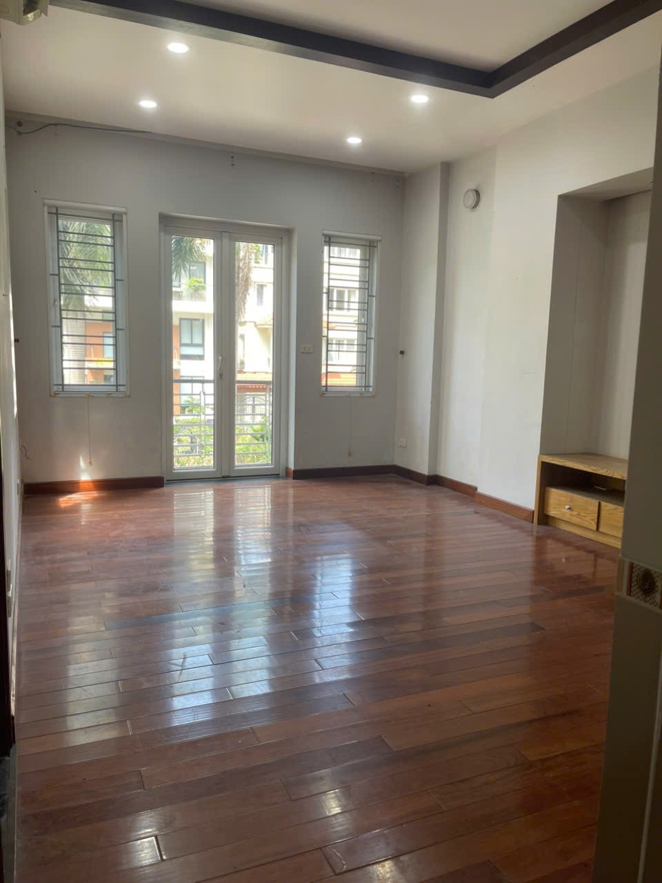 Cho Thuê Biệt Thự Mễ Trì Hạ - 200m2 - 50tr/tháng - Hiện Đại, Full Nội Thất