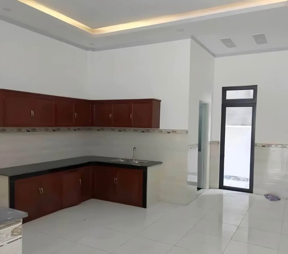 Cần Bán Gấp Nhà Đất Bình Chánh - 68m2, SHR, Giá 1.6 Tỷ - Vị Trí Đắc Lộc