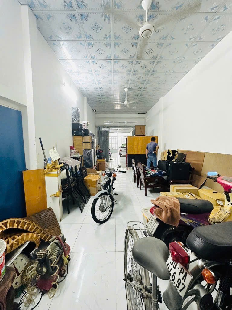 Bán nhà Tân Bình - Hẻm Xe Hơi - Giá Siêu Tốt Chỉ 61tr/m²