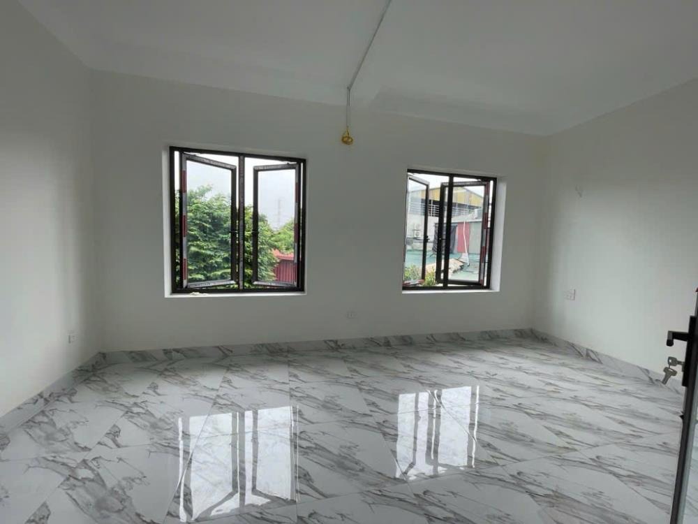 Nhà phố Tây Hồ 80m2, 3 tầng, Giá 4 tỷ - Vị trí đẹp, tiện ích đầy đủ