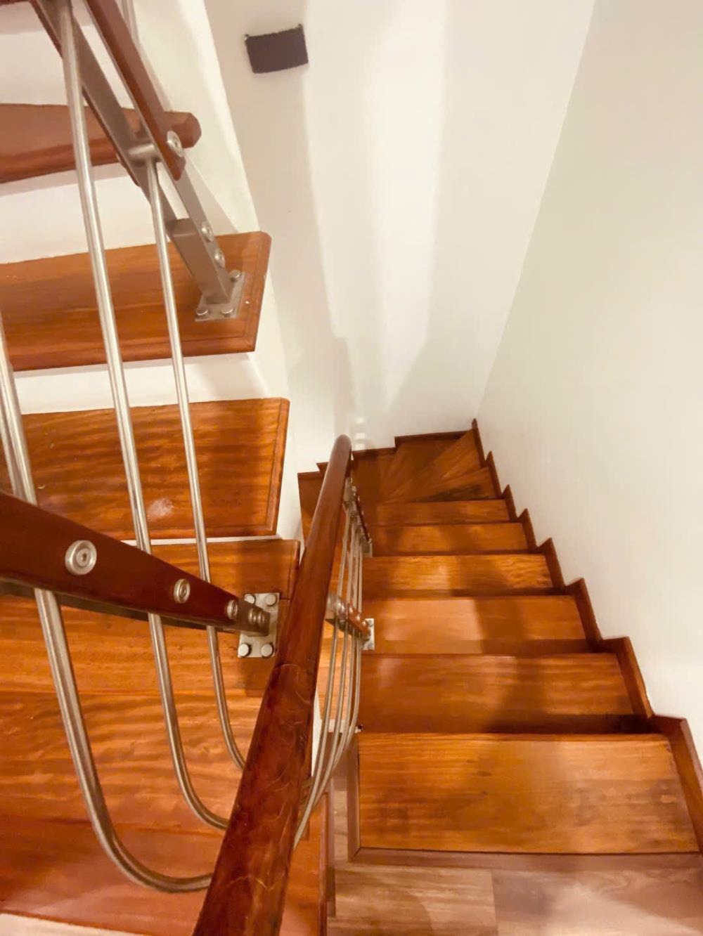 Bán Nhà Đống Đa 4 Tầng, 35m2, Ngõ Thông, Vài Bước Ra Phố - Giá Tốt