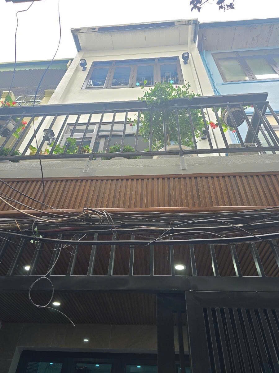 Bán nhà Đống Đa 46m2, Ngõ Ô Tô, View Hồ, Pháp Lý Sổ Đỏ