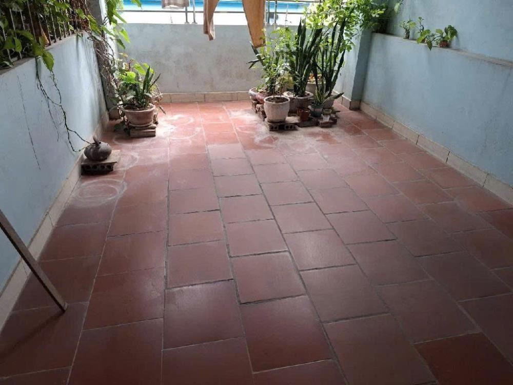 Bán Nhà Lạc Long Quân, Tây Hồ - 39m2, 4 Tầng, 11.6 Tỷ