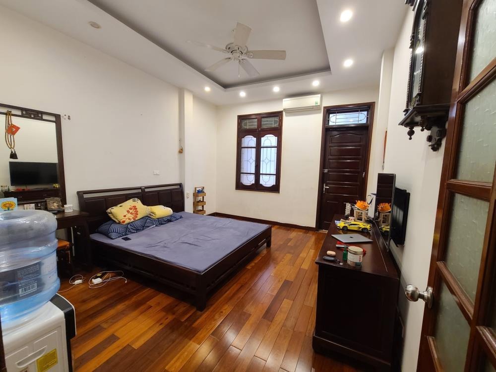Phân Lô Ô Tô Đỗ Cửa Nguyễn Tuân - Vị Trí Vàng, Giá 19.6 Tỷ