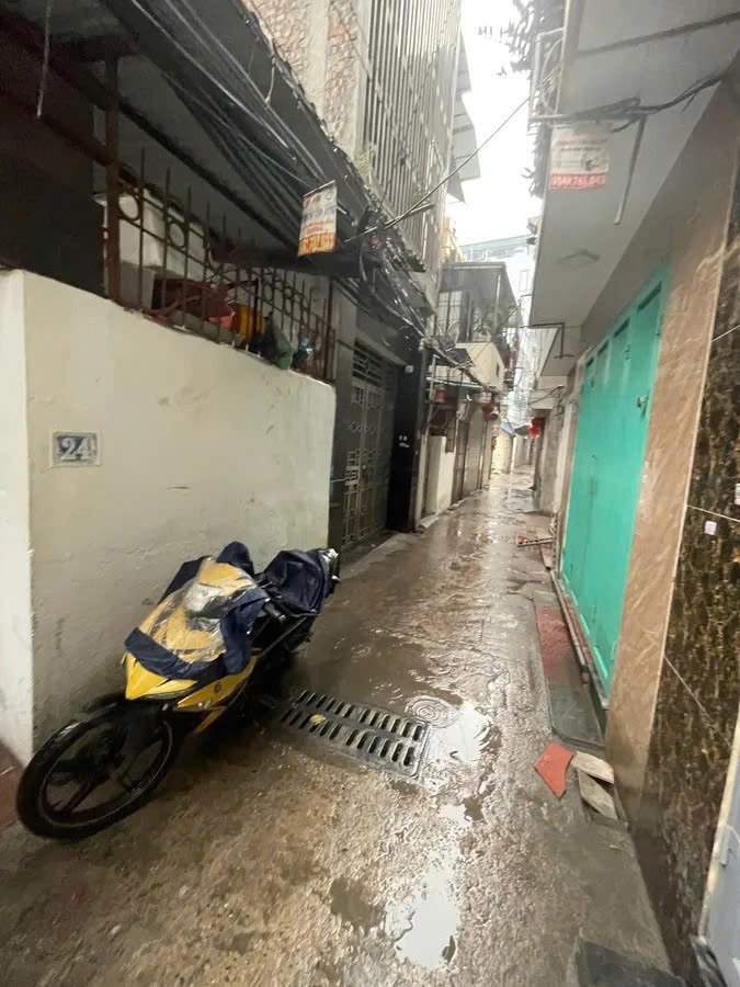 Bán nhà Lĩnh Nam - Hoàng Mai, 65m2, Mặt tiền 4.5m, Thông Thoáng