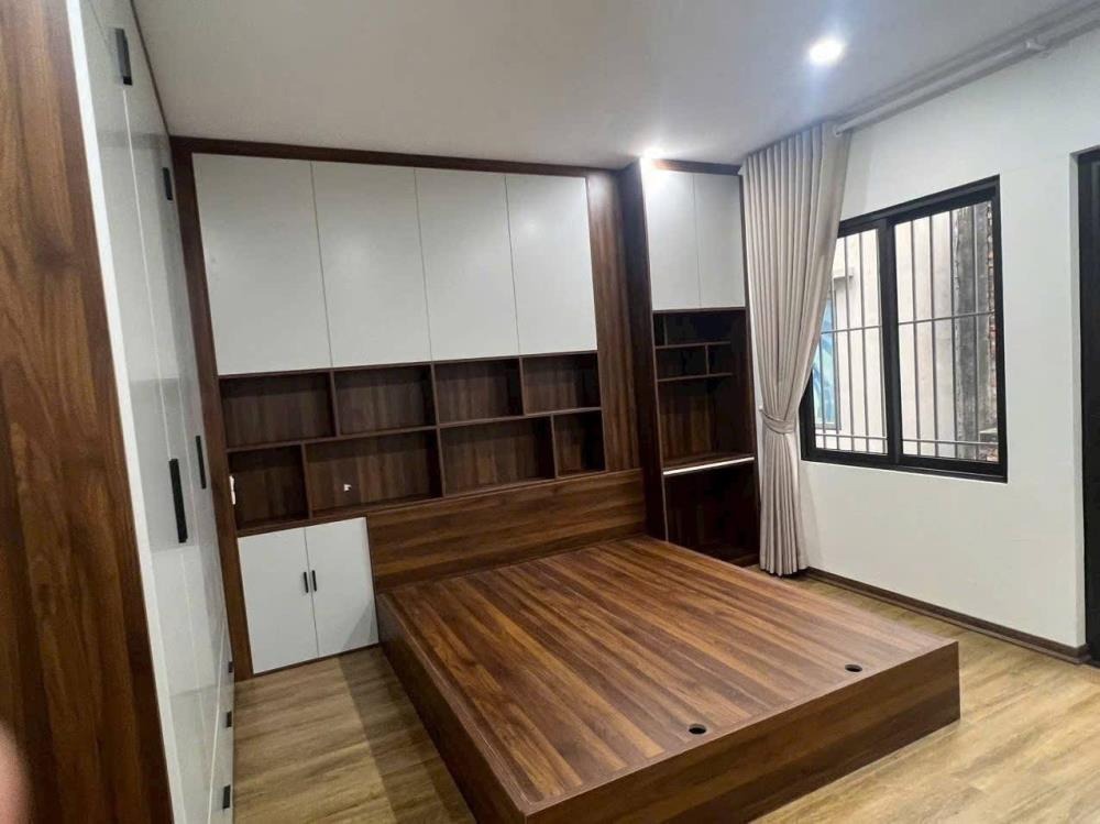 Bán nhà Khu Đô Thị Văn Phú - Gần Ngã Tư Quang Trung, Có Thang Máy