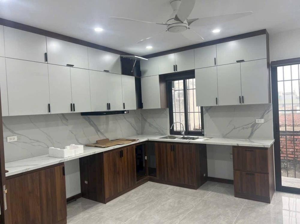 Bán nhà Khu Đô Thị Văn Phú - Gần Ngã Tư Quang Trung, Có Thang Máy