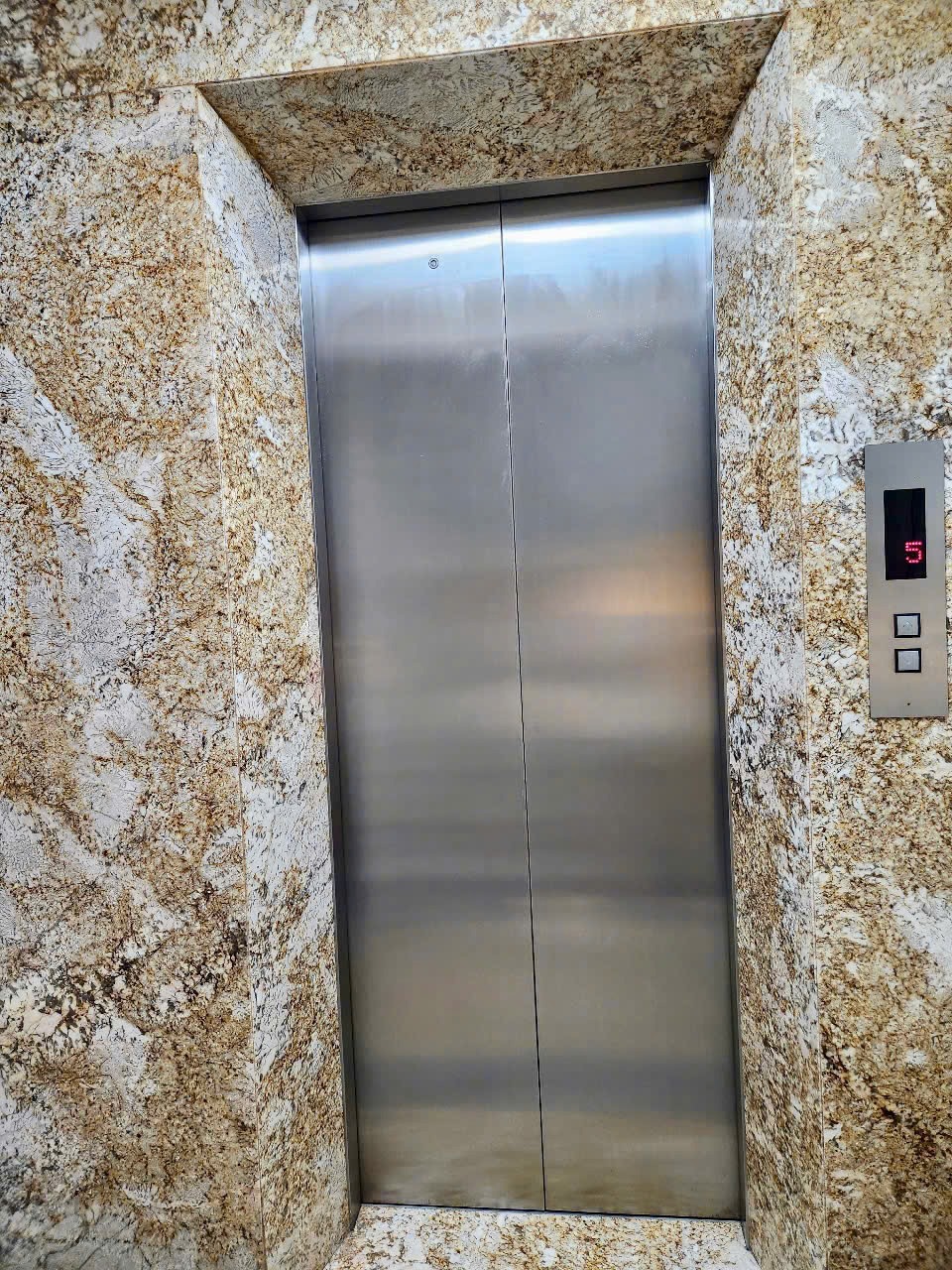 Cho thuê văn phòng Chùa Quỳnh - 80m2 - Giá 14tr/tháng - HBT