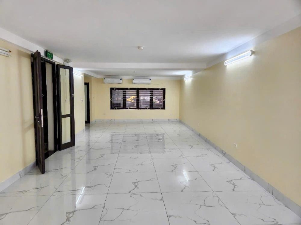 Cho thuê văn phòng Chùa Quỳnh - 80m2 - Giá 14tr/tháng - HBT