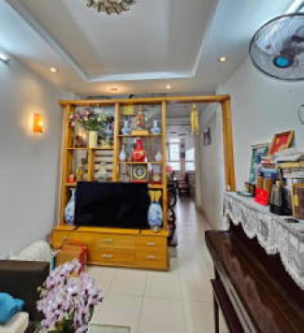 Nhà đẹp Bắc Từ Liêm: 48.1m2, Ô Tô Đỗ Cửa, Giá 12 Tỷ - Vị Trí Vàng