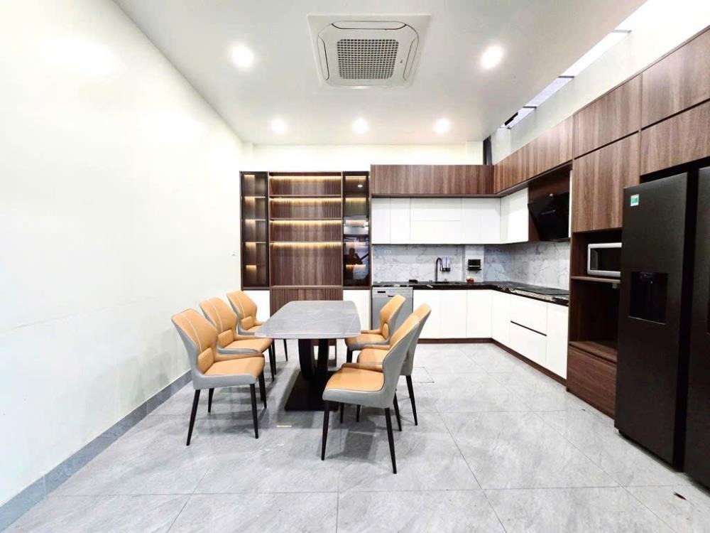Nhà đẹp Quan Hoa 65m2, 4 tầng, 13 tỷ - Vị trí trung tâm, tiện ích ngập tràn